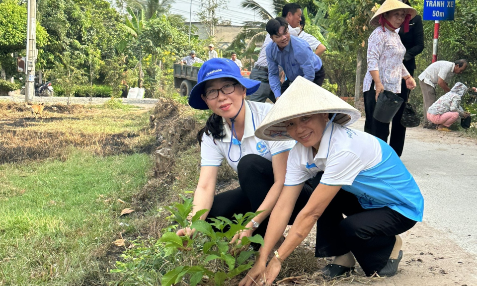 Đức Hòa: Mô hình “Tuyến đường phụ nữ - xanh, sạch, đẹp”