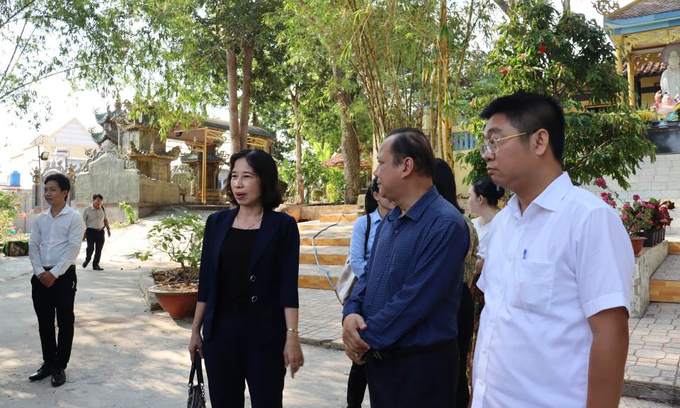 Ban Văn hóa - Xã hội HĐND tỉnh khảo sát công tác quản lý Nhà nước đối với các di tích lịch sử - văn hóa tại huyện Cần Giuộc