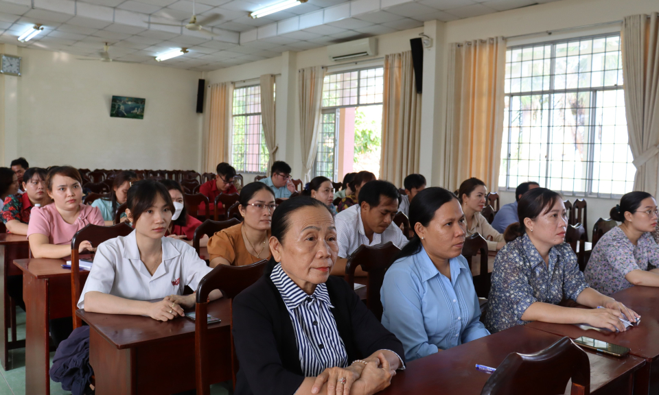 Cần Đước tập huấn văn nghệ quần chúng cơ sở năm 2023