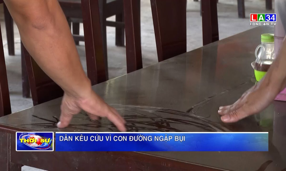 Dân kêu cứu vì con đường ngập bụi