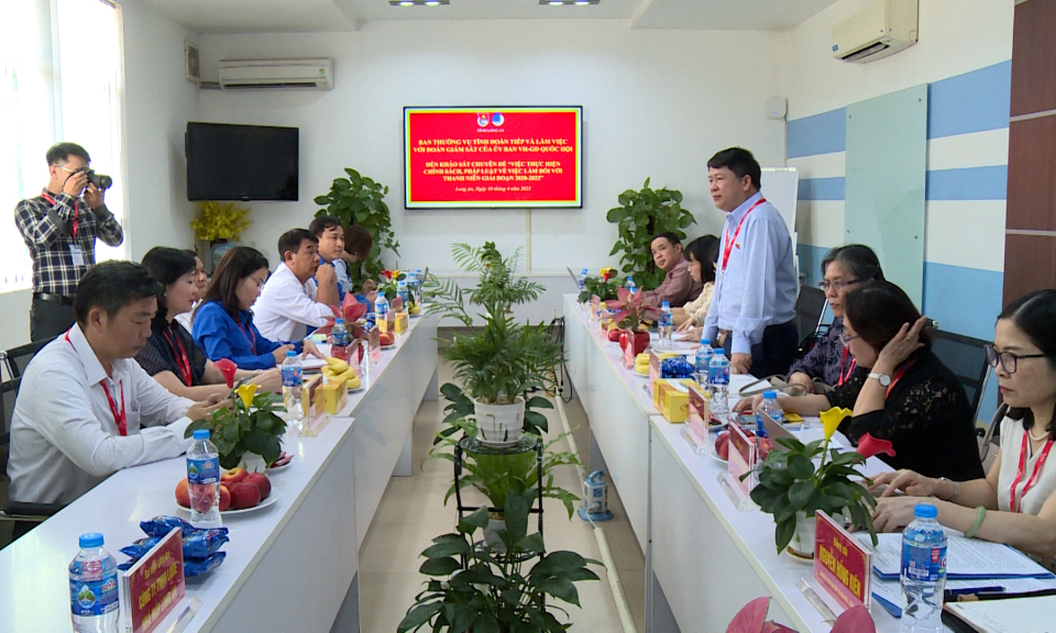 Đoàn khảo sát của Uỷ ban Văn hoá, Giáo dục của Quốc hội làm việc tại tỉnh Long An