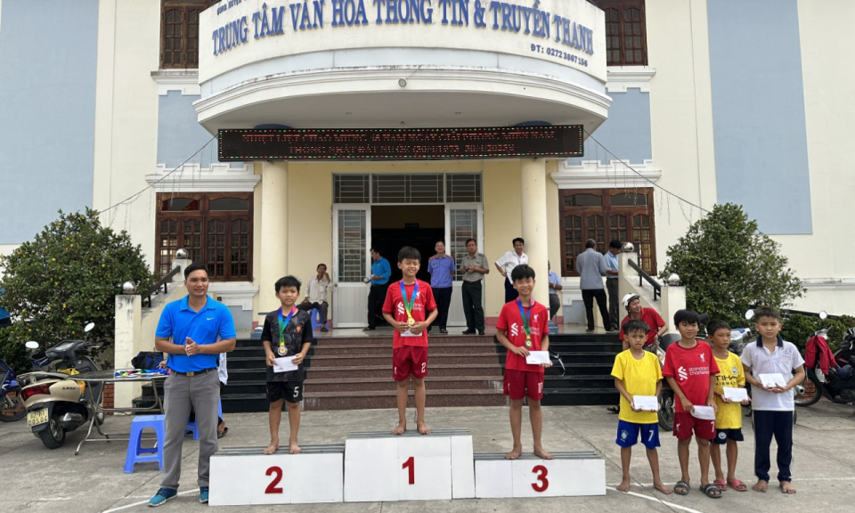 Tân Trụ tổ chức Giải Việt dã Thiếu niên - Nhi đồng năm 2023