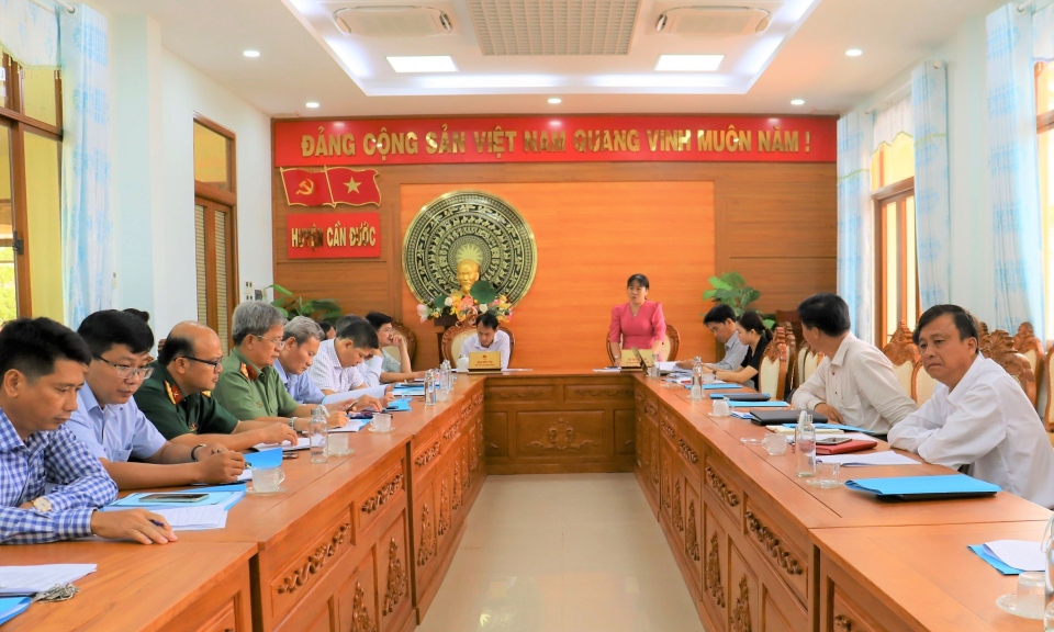 Sở NN&PTNT tỉnh kiểm tra tiến độ xây dựng nông thôn mới tại Cần Đước