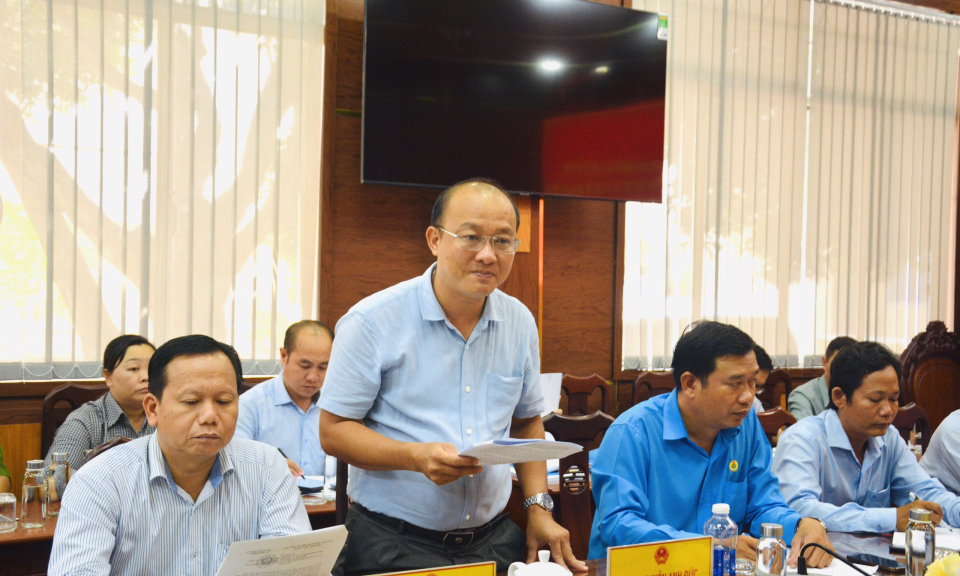 Tỉnh kiểm tra công tác xử lý vi phạm hành chính tại huyện Cần Giuộc