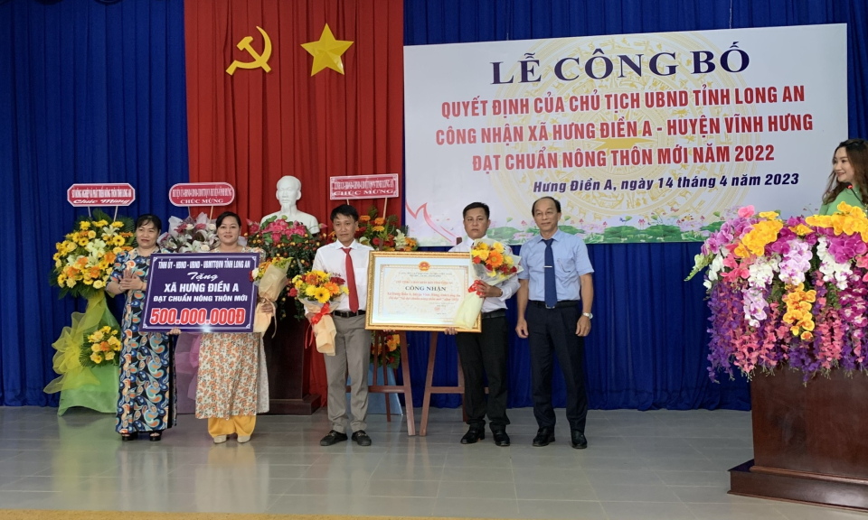 Vĩnh Hưng: Ủy ban Nhân dân tỉnh Long An công nhận Hưng Điền A đạt xã Nông thôn mới năm 2022