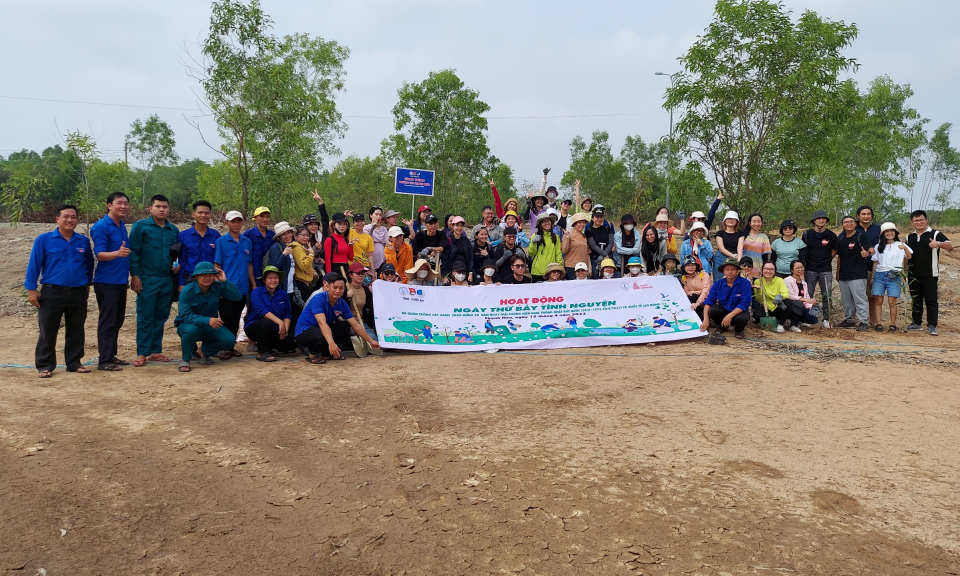 Thạnh Hóa: Chương trình “ Ngày thứ Bảy tình nguyện”