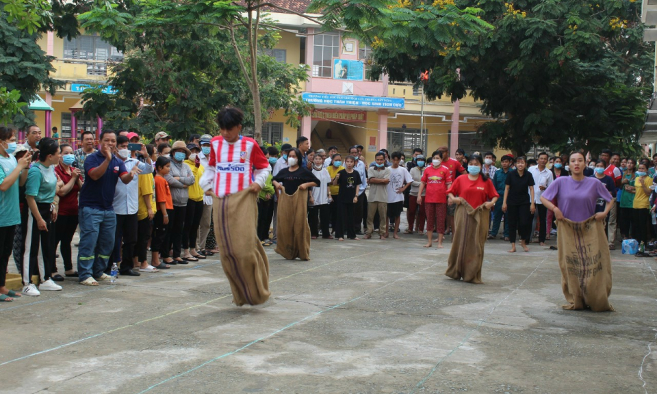Xã Tân Lân, huyện Cần Đước sôi nổi Ngày hội Văn hóa, Văn nghệ - Thể dục thể thao 