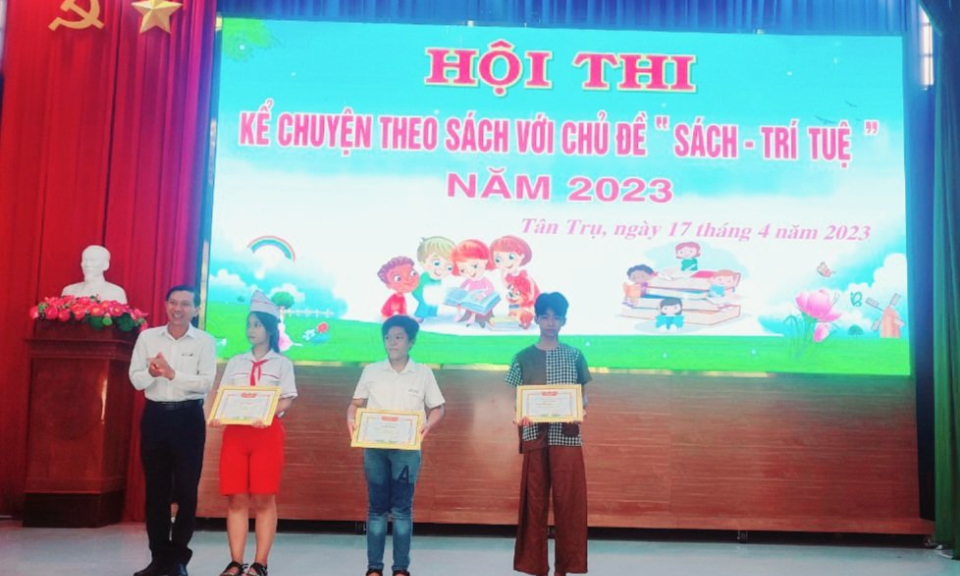 Tân Trụ: Hội thi kể chuyện “Sách - Trí tuệ”