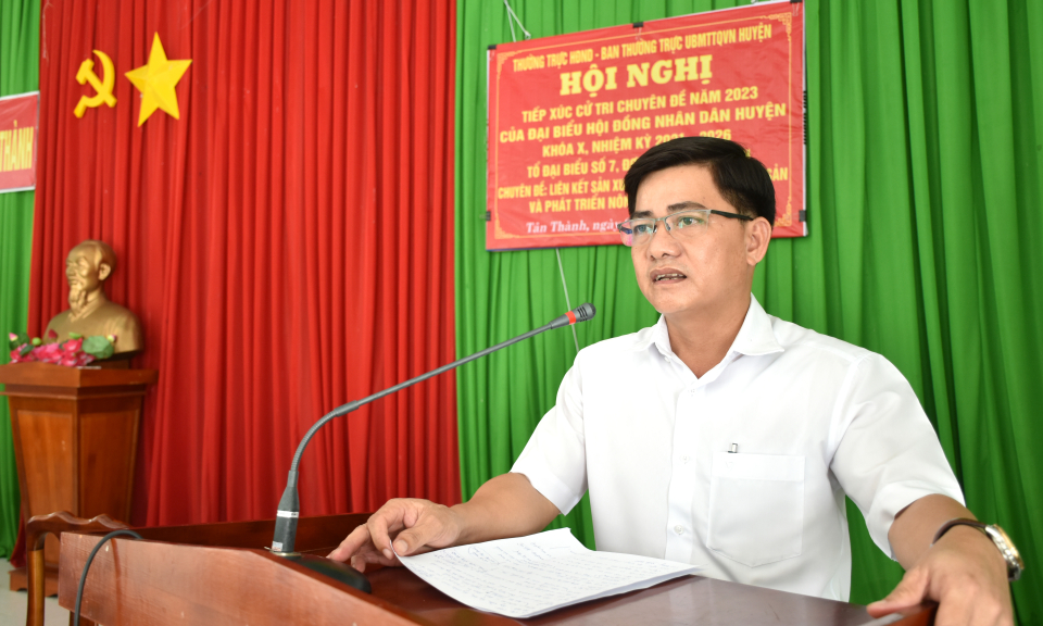 Đại biểu HĐND huyện Tân Thạnh tiếp xúc cử tri