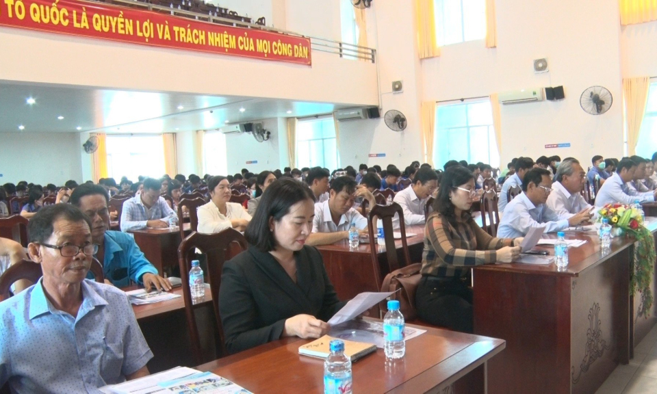 Đức Hòa tư vấn, tuyên truyền, triển khai kế hoạch đưa người lao động đi làm việc ở nước ngoài theo hợp đồng