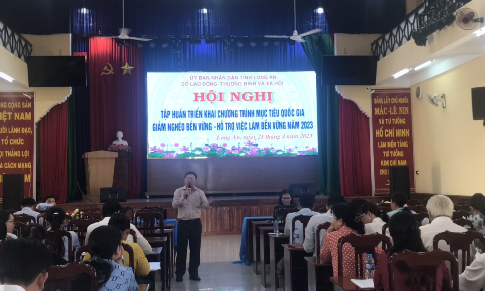 Tân Trụ tập huấn Chương trình mục tiêu quốc gia giảm nghèo, hỗ trợ việc làm bền vững năm 2023
