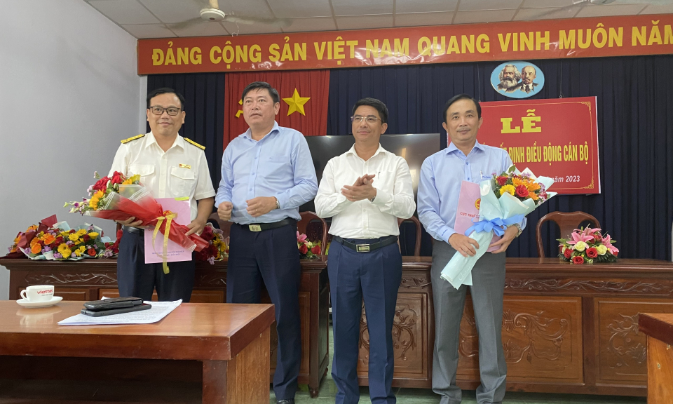 Tân Thạnh: Cục thuế Long An công bố quyết định điều động và bổ nhiệm cán bộ