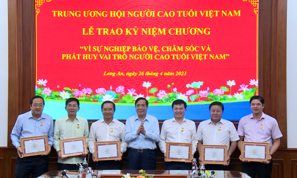 Hội Người cao tuổi Long An cần đẩy mạnh công tác tập hợp, phát triển hội viên
