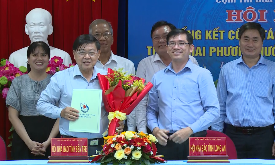 Hội Nhà báo các tỉnh Bắc Sông Hậu tổng kết công tác thi đua năm 2022