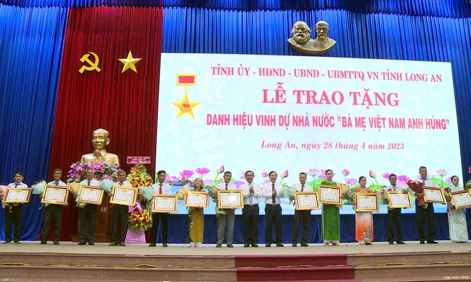 Long An truy tặng danh hiệu vinh dự Nhà nước “Bà mẹ Việt Nam anh hùng”