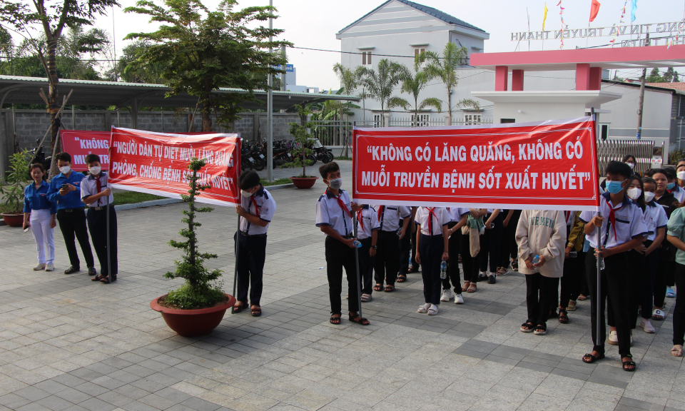 Thủ Thừa phát động Chiến dịch diệt lăng quăng hưởng ứng ngày ASEAN phòng, chống bệnh sốt xuất huyết