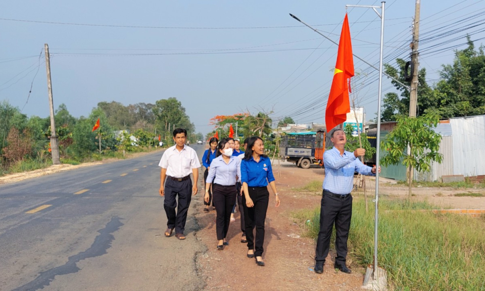 Tân Hưng khánh thành công trình “Đường cờ Tổ quốc” năm 2023