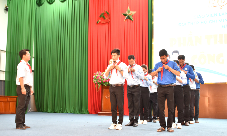 Tân Thạnh tổ chức hội thi giáo viên làm Tổng phụ trách Đội giỏi