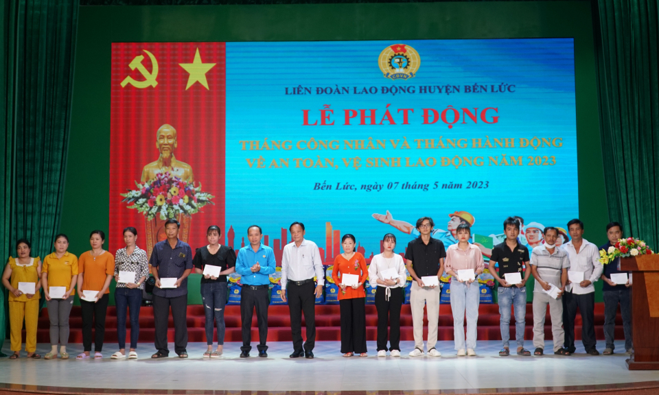 Bến Lức kịp thời hỗ trợ người lao động gặp khó khăn