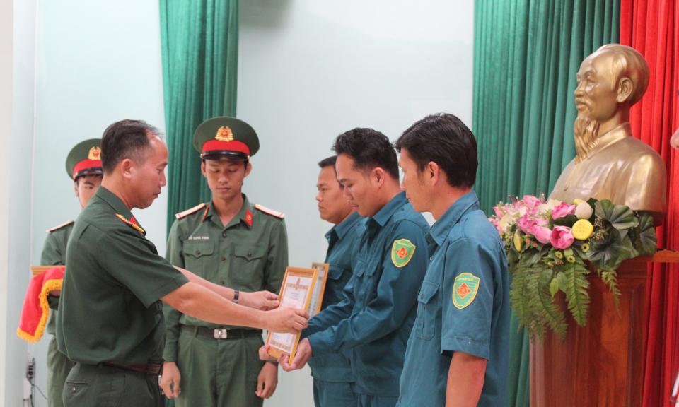 Đức Huệ sơ kết 5 năm thực hiện Nghị quyết 35 của Bộ Chính trị khóa XII