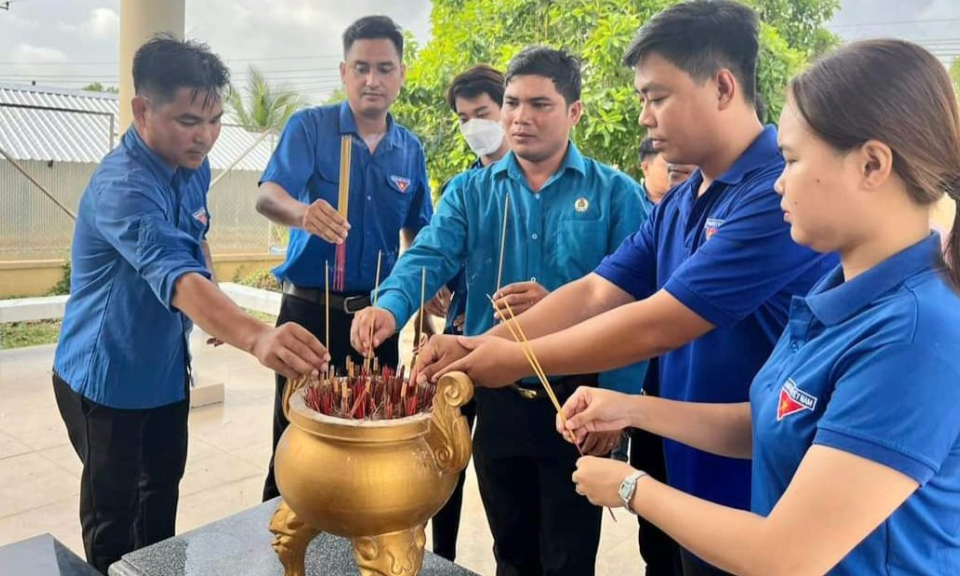 Tân Hưng: Ngày cao điểm Hành trình đến địa chỉ đỏ năm 2023