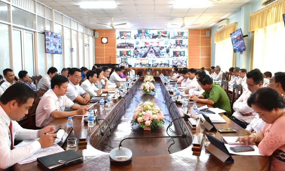 HĐND huyện Tân Thạnh tổ chức phiên giải trình giữa hai kỳ họp