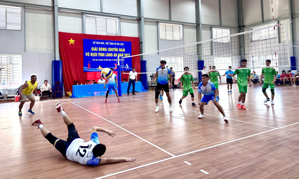 Tân Trụ đăng cai tổ chức Giải bóng chuyền nam vô địch tỉnh Long An năm 2023