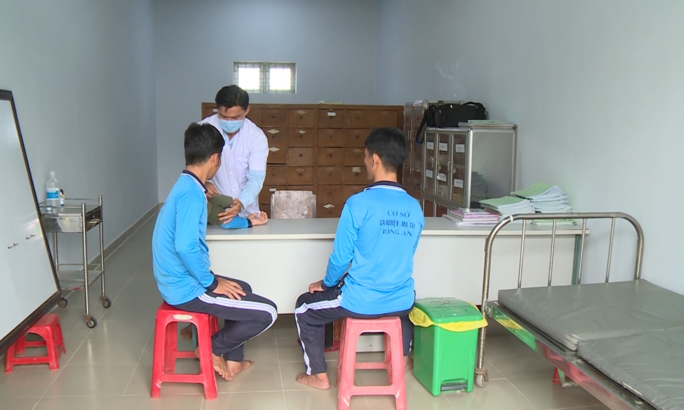 Phấn đấu trên 76% người nghiện ma túy được tiếp cận dịch vụ tư vấn, điều trị, cai nghiện