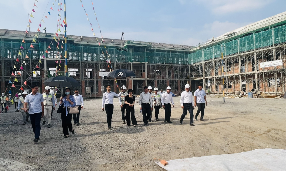 Bến Lức nỗ lực cho một khởi đầu mới tại Trường THPT chất lượng cao Nguyễn Trung Trực