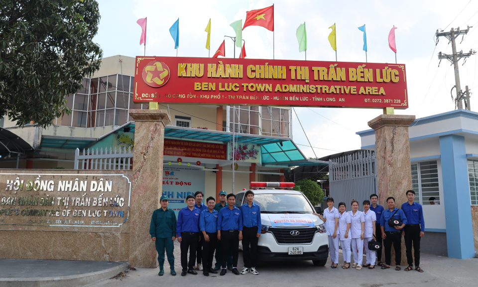 Bến Lức ra mắt câu lạc bộ “Vì sức khỏe cộng đồng” và mô hình “Chuyến xe nhân ái”