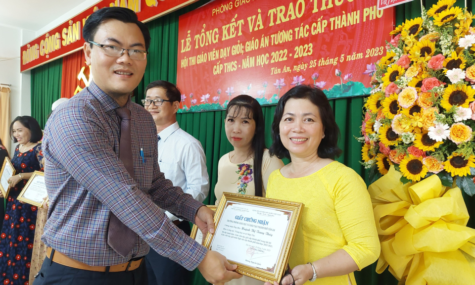 Thành phố Tân an tổng kết Hội thi Thiết kế giáo án và Giáo viên dạy giỏi