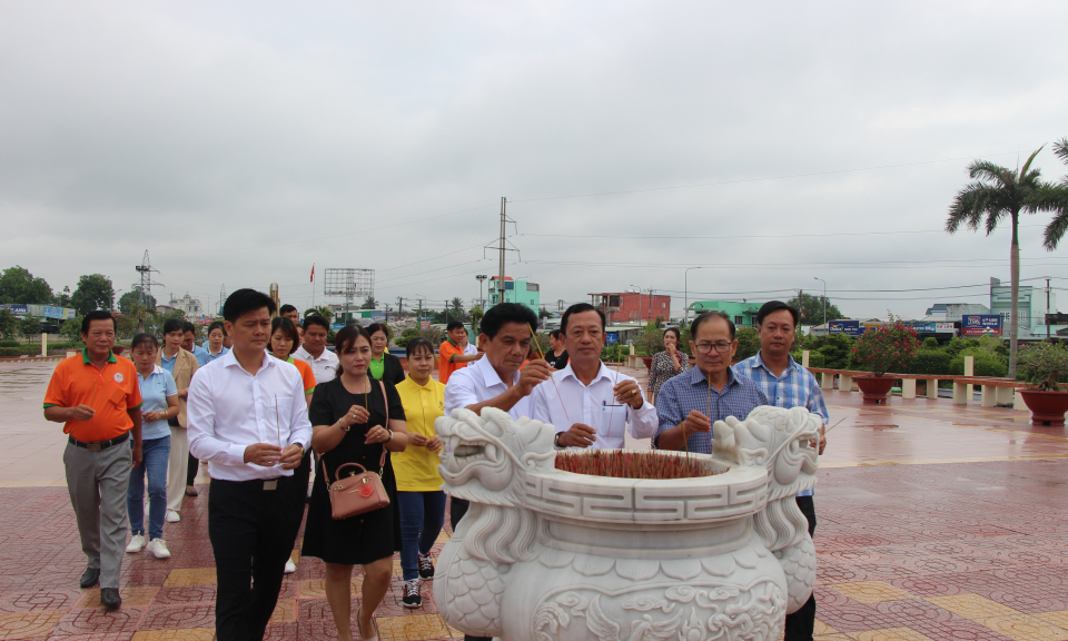 Thủ Thừa giao lưu học tập kinh nghiệm huyện Lai Vung, huyện Tháp Mười và thành phố Cao Lãnh, tỉnh Đồng Tháp