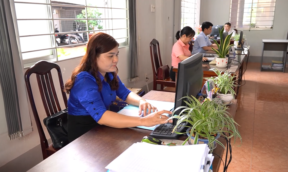 Cơ quan hành chính sự nghiệp sử dụng ngân sách Nhà nước tiết kiệm điện tối thiểu 10%