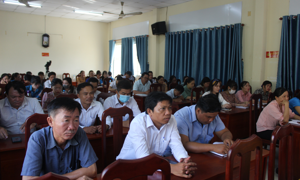Đức Huệ tập huấn phương pháp, kỹ năng tổ chức sự kiện
