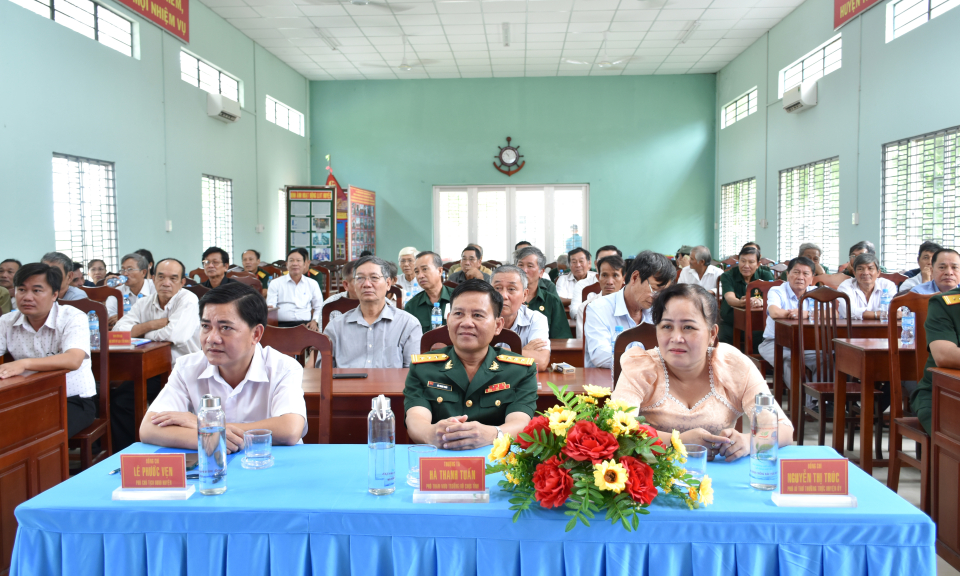 Họp mặt kỷ niệm 46 năm Ngày truyền thống Tiểu đoàn 2 Long An
