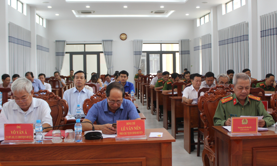 Đức Huệ tổng kết chương trình phối hợp giữa Công an và Mặt trận