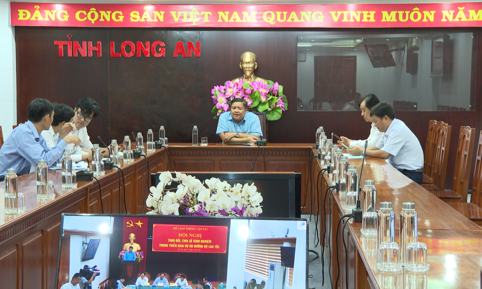 Trao đổi, chia sẻ kinh nghiệm trong việc triển khai thi công tuyến cao tốc