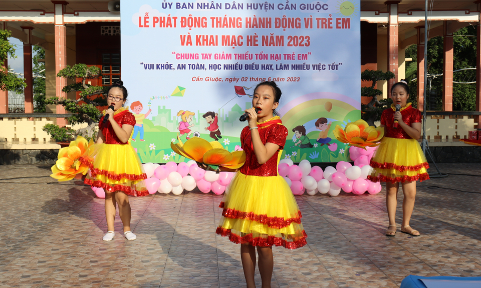 Cần Giuộc phát động Tháng hành động vì trẻ em và khai mạc hè
