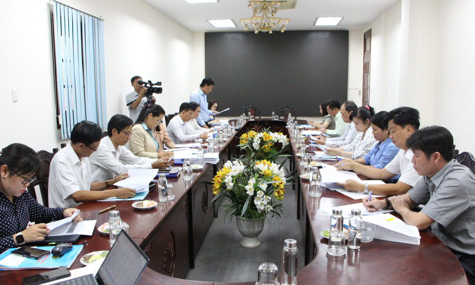 Ban Thường vụ Tỉnh ủy giám sát Đảng ủy Văn phòng UBND tỉnh thực hiện Chỉ thị số 35 của Bộ Chính trị