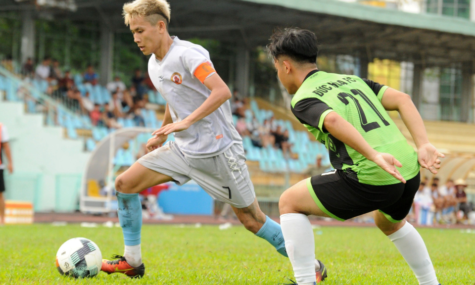 Giải Bóng đá Cúp truyền hình Long An LA34 lần 2: Đức Hoà thắng Cần Giuộc 2-0