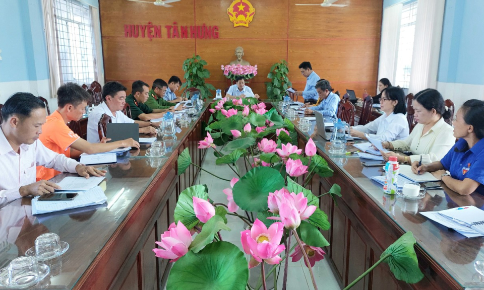 Tân Hưng: Họp Ban chỉ đạo kỳ thi tốt nghiệp THPT năm 2023