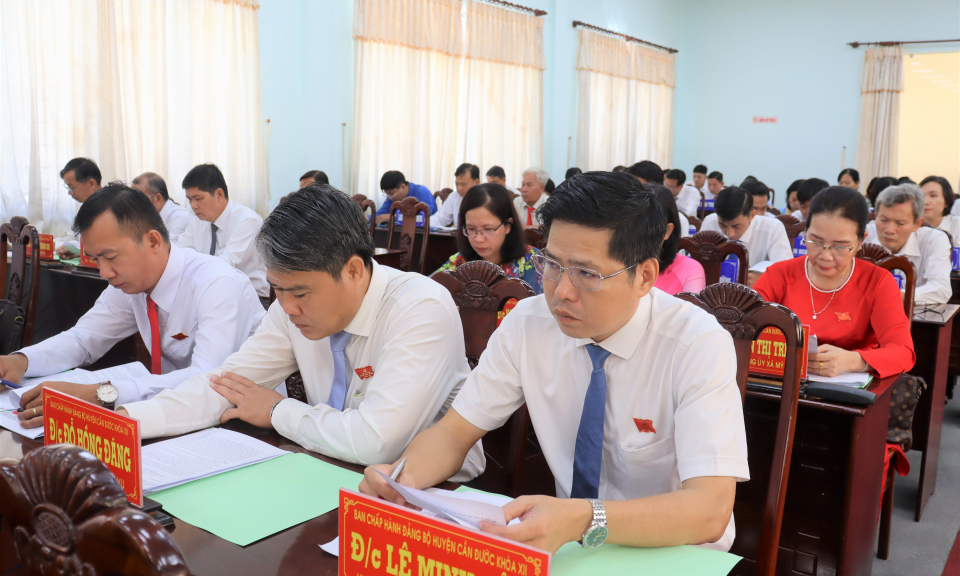 BCH Đảng bộ huyện Cần Đước tổ chức hội nghị lần thứ 13