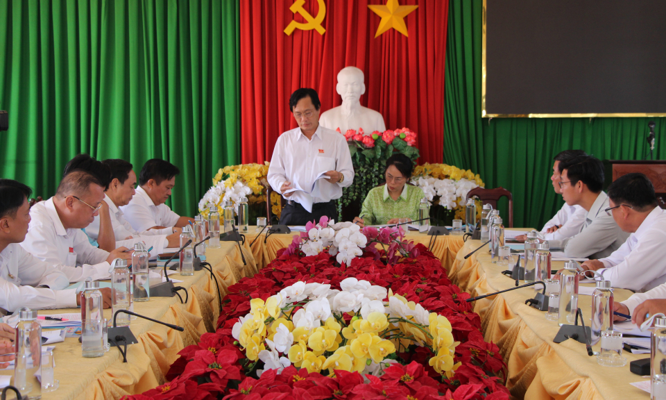 Ban Văn hóa xã hội và Ban Kinh tế Ngân sách Hội đồng Nhân dân tỉnh Long An làm việc tại Thủ Thừa