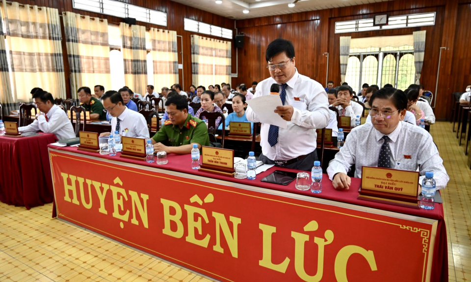 Bến Lức kỳ họp thứ 11 - HĐND huyện thông qua 10 Nghị quyết