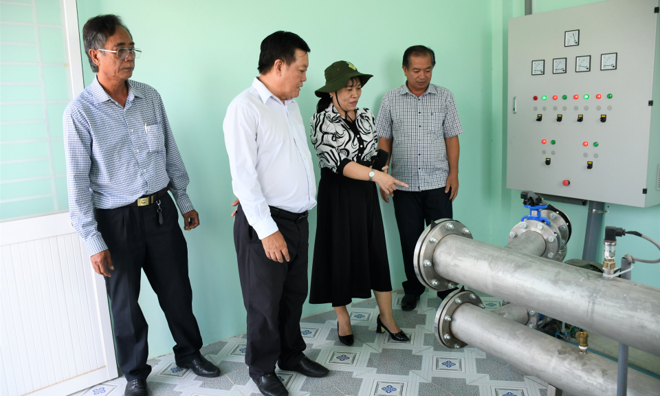 Đoàn thẩm định xã nông thôn mới nâng cao của tỉnh làm việc tại xã Lộc Giang, huyện Đức Hòa
