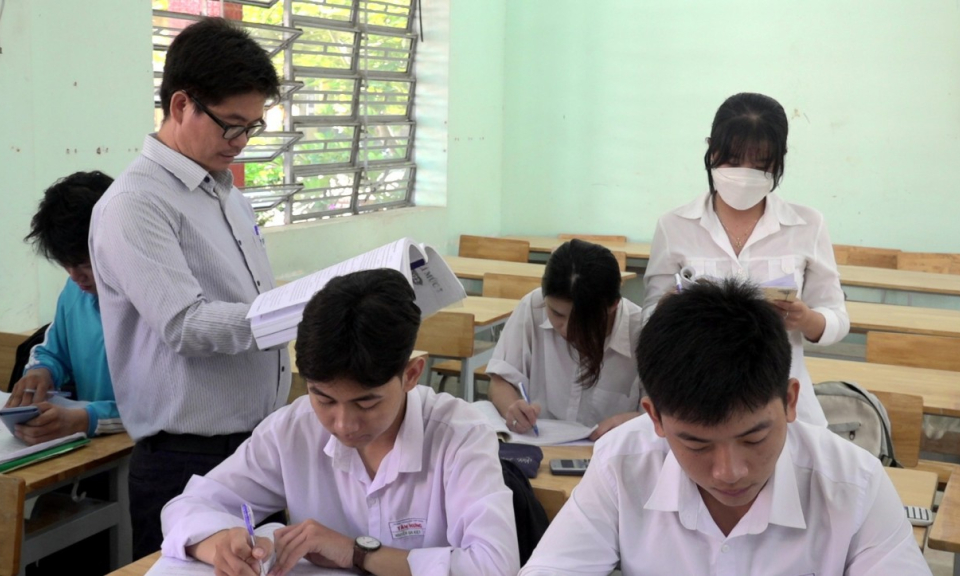 Tân Hưng sẵn sàng cho kỳ thi tốt nghiệp Phổ thông Trung học năm 2023
