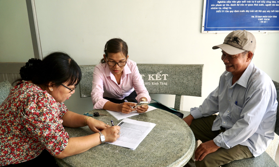 Bến Lức: Phó Bí thư Chi bộ tận tình trong công tác