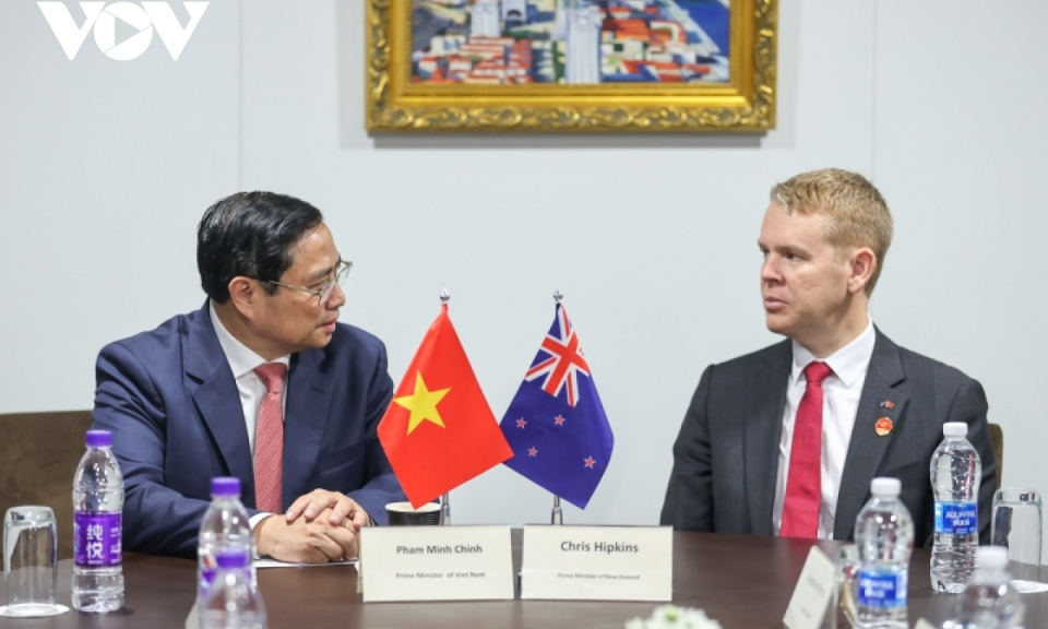 Thủ tướng Phạm Minh Chính gặp song phương lãnh đạo New Zealand, Mông Cổ và Barbados