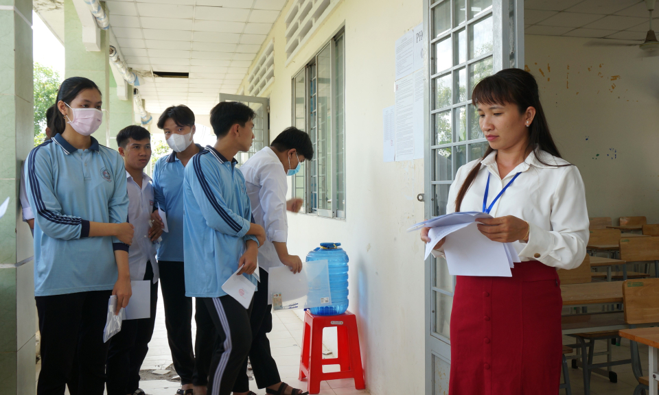 Mộc Hóa: Ngày 27/6, thí sinh làm thủ tục dự thi tốt nghiệp THPT 2023