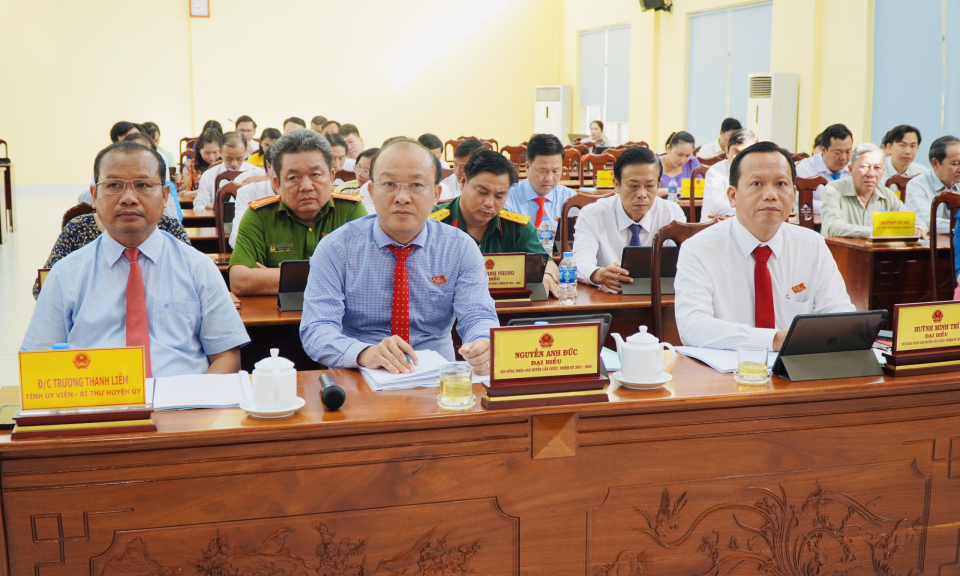  Hội đồng Nhân dân huyện Cần Giuộc tổ chức Kỳ họp lần thứ 11 - Kỳ họp lệ giữa năm